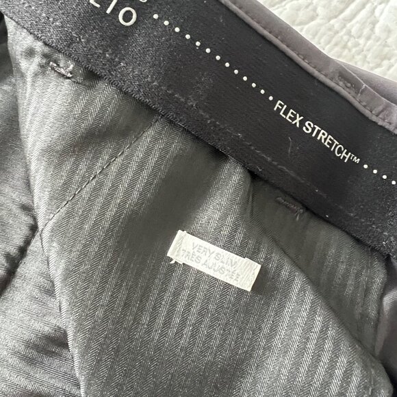 Perry Ellis Very Slim Fit Tech Portfolio Dress Pant in Asphalt Grey 36 x 30 - Picture 3 of 8